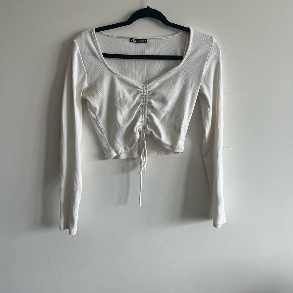 White long sleeve Crop